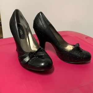 Bingo 3” heel with bows